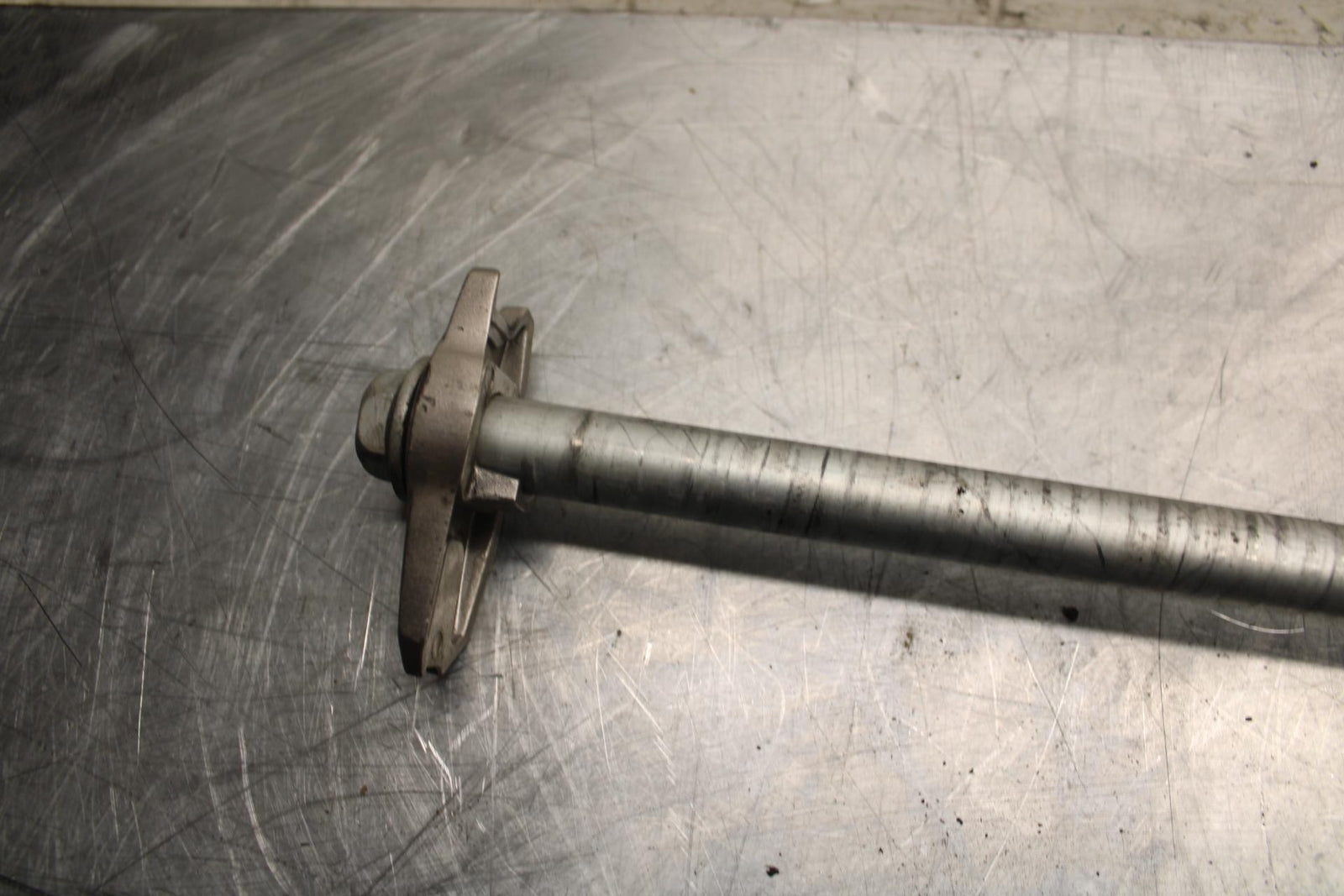 11 KAWASAKI NINJA 650 ER EX 650 REAR AXLE BACK WHEEL RIM PIVOT BOLT AXEL BB503