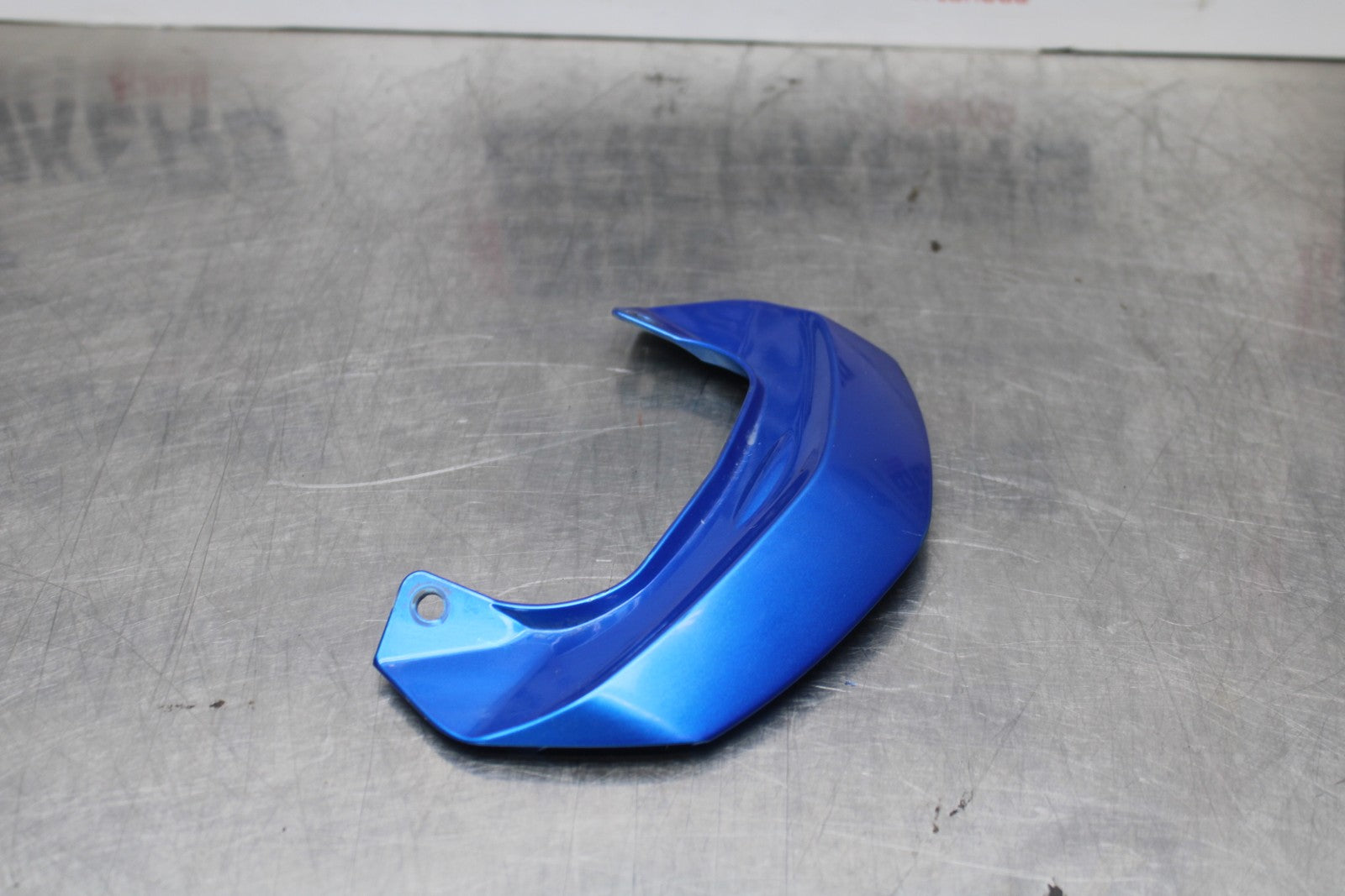 09-10 KAWASAKI ER-6N CENTER REAR BACK TAIL FAIRING COVER TRIM COWL BB205