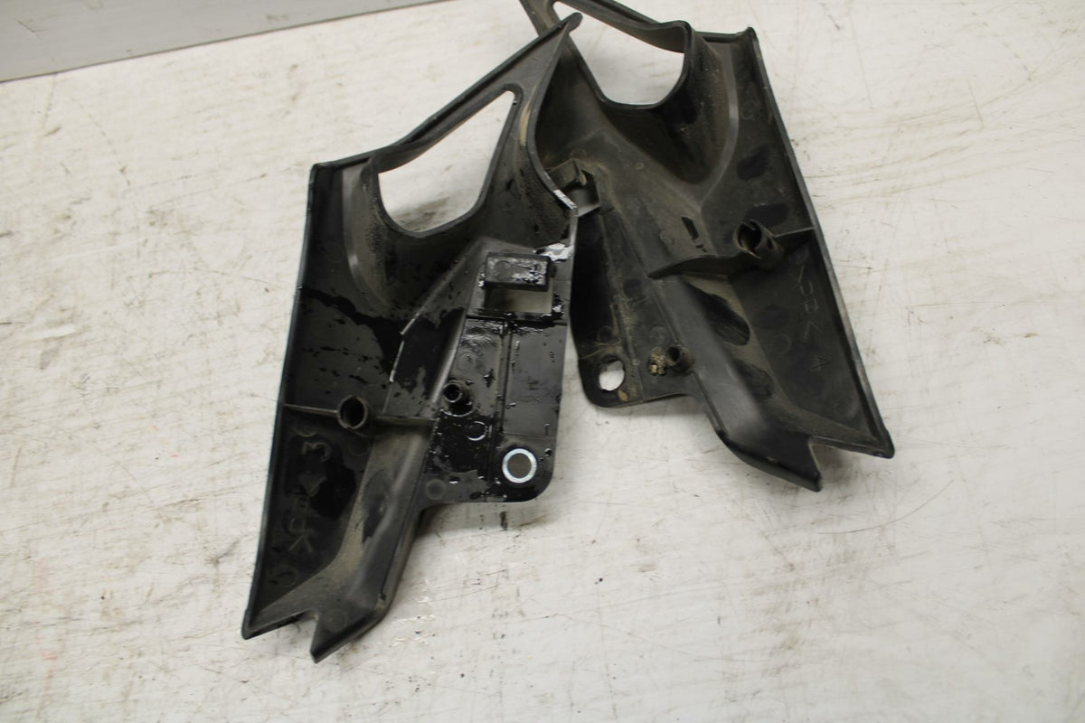 09 YAMAHA FZ6 MID UPPER SIDE FAIRING COWL BRACKET BB295