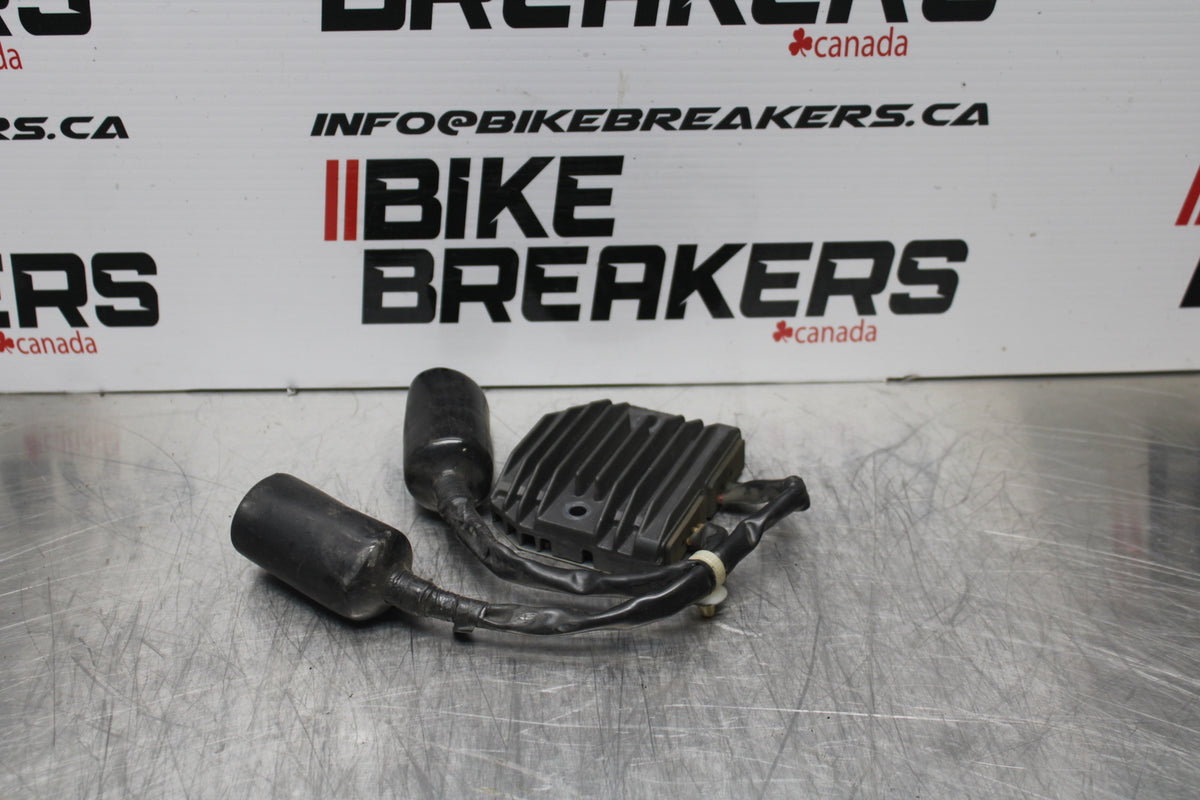 06-07 HONDA CBR1000RR RECTIFIER VOLTAGE REGULATOR BB166
