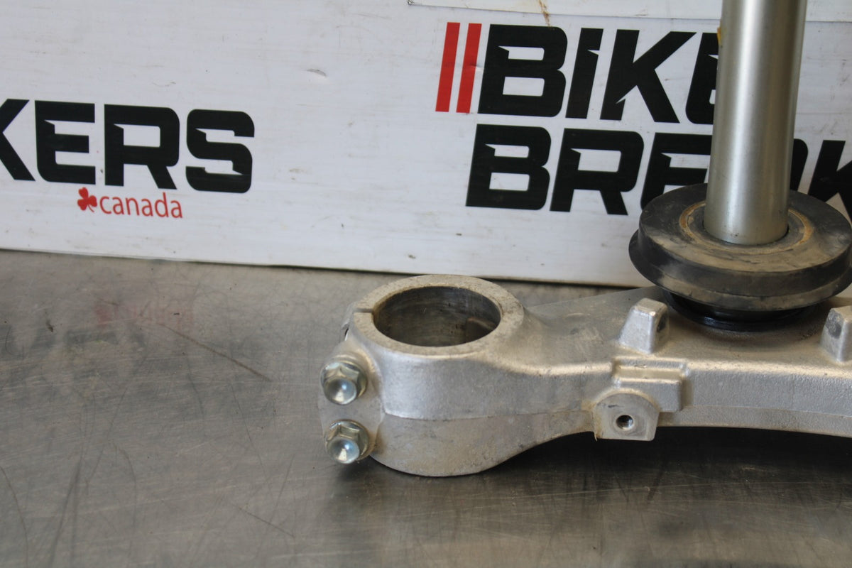 97-00 SUZUKI GSXR600 SRAD FRONT FORKS CLAMP LOWER TRIPLE TREE STEM BB921