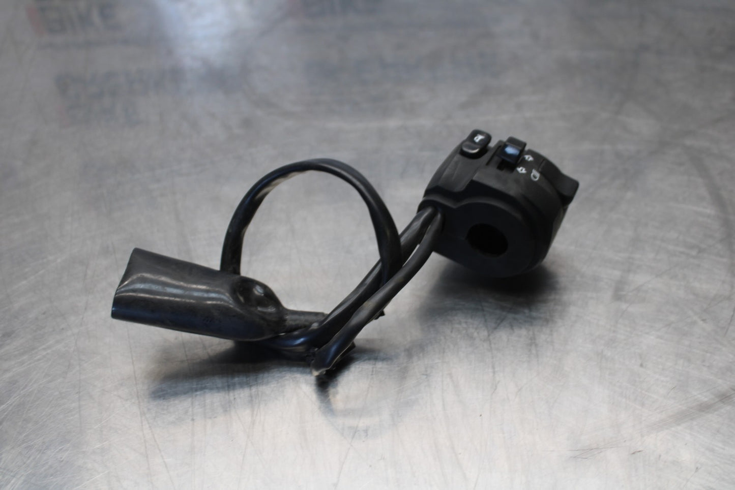 18-23 KAWASAKI NINJA 400 EX400 ABS LEFT CLIP ON HANDLE HORN SIGNALS SWITCH BB177