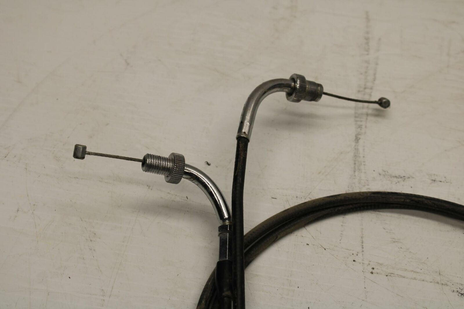 05-07 HONDA VTX1800F2 THROTTLE CABLES LINES BB351
