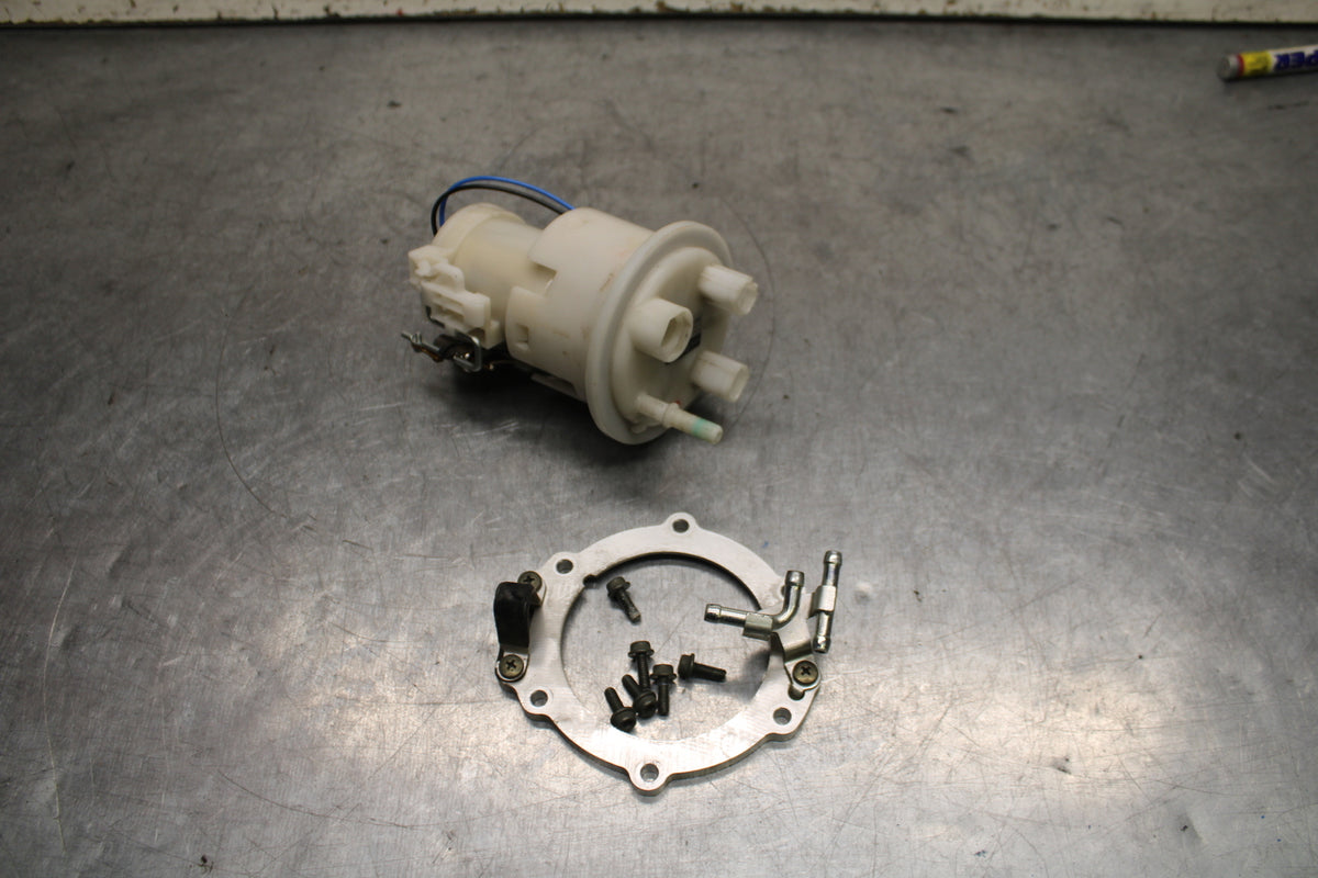 06-07 YAMAHA YZF R6 FUEL PUMP GAS PETROL SENDER UNIT BB742