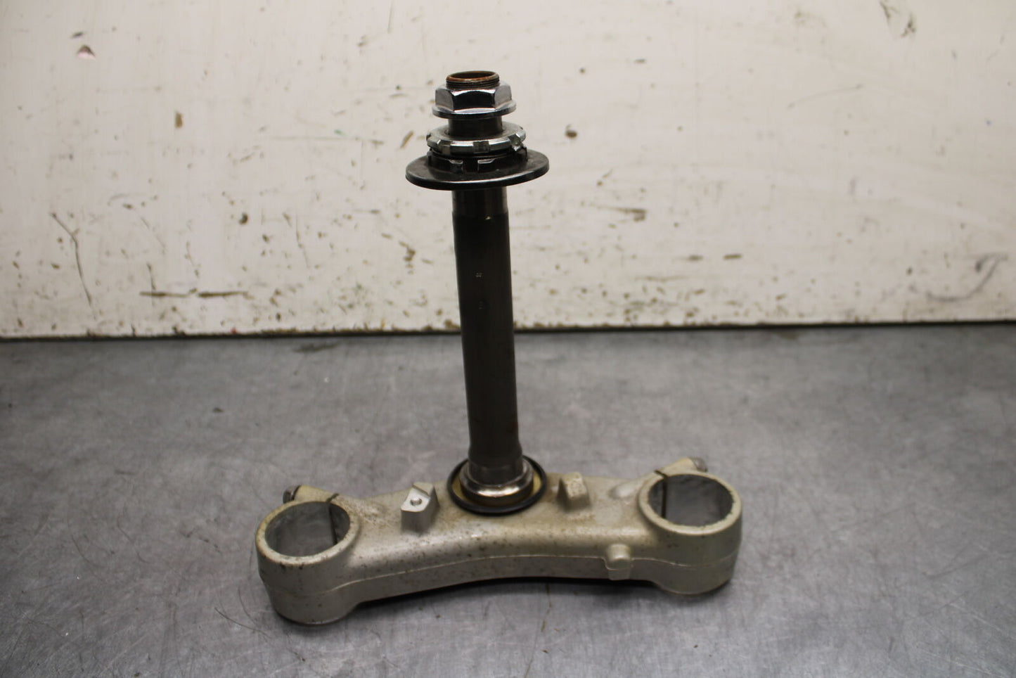 03-04 HONDA CBR600RR FRONT FORKS CLAMP LOWER TRIPLE TREE STEM BB114