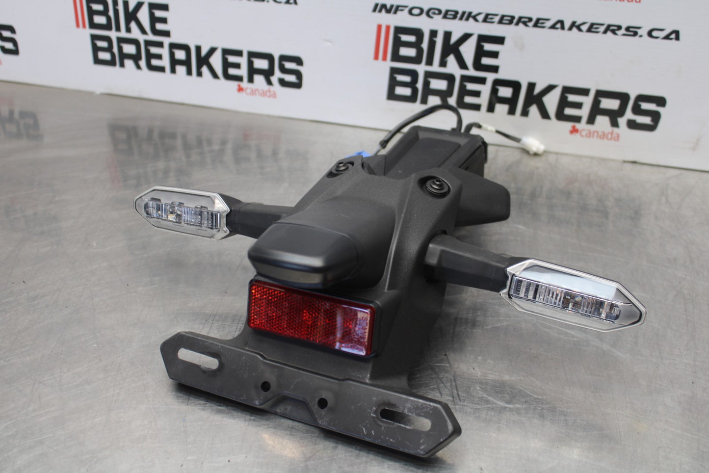 24-25 KAWASAKI NINJA ZX4R REAR BACK FENDER MUD GUARD/ LIGHTS SIGNALS  BB610