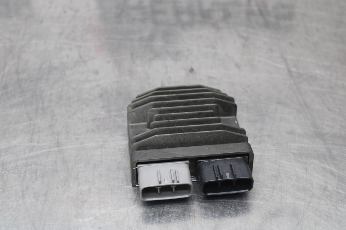 20-23 BMW F900R RECTIFIER VOLTAGE REGULATOR BB923