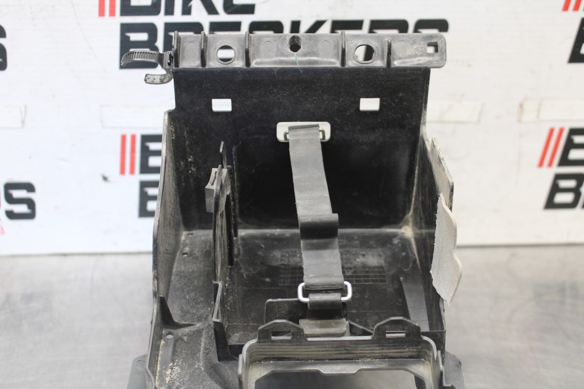 19-24 YAMAHA R3 REAR BACK TAIL UNDERTAIL BATTERY TRAY PLASTIC BB942