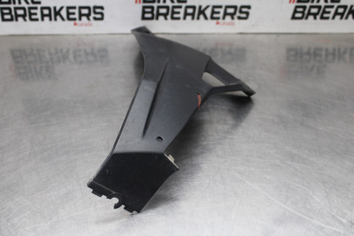 24-25 KAWASAKI NINJA 500 EX500J ABS RIGHT LOWER BOTTOM BELLY SIDE FAIRING BB934