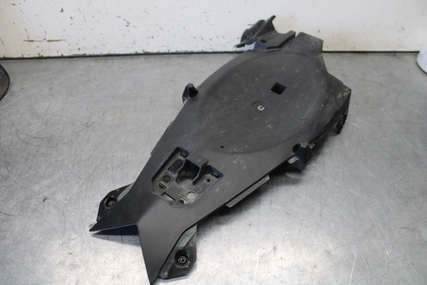 12-17 KAWASAKI ER-6N Z650 REAR BACK TAIL UNDERTAIL FAIRING COWL FENDER BB709