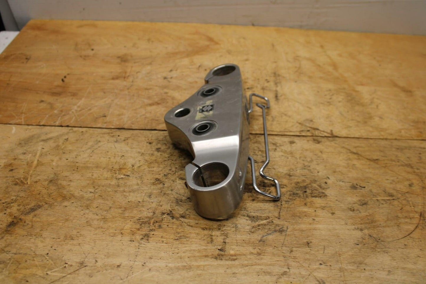 05-09 SUZUKI BOULEVARD C90 FORKS UPPER TRIPLE TREE CLAMP BB332