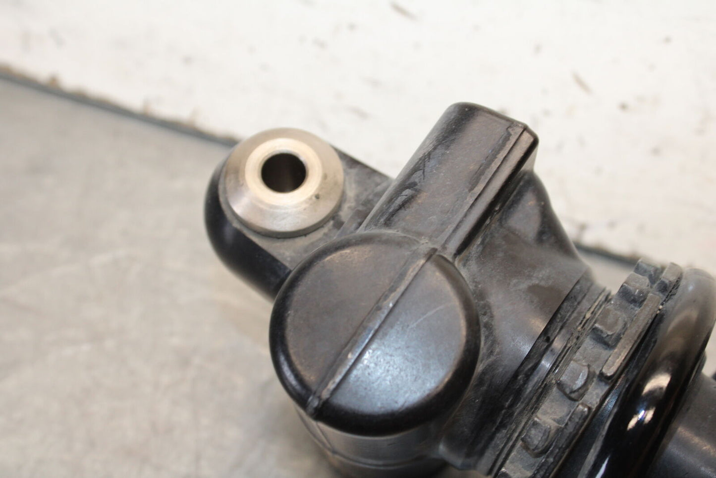 16 KAWASAKI NINJA ZX10R REAR BACK SHOCK ABSORBER SUSPENSION 45014-0515-52J BB650