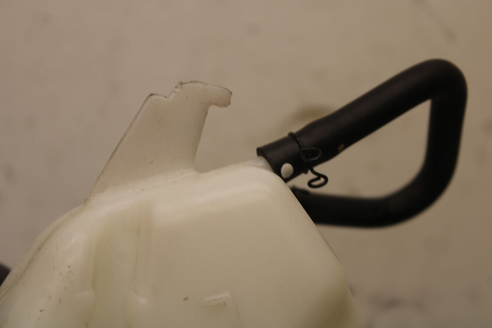 18-23 KAWASAKI NINJA 400 COOLANT WATER TANK RESERVOIR BOTTLE BB660