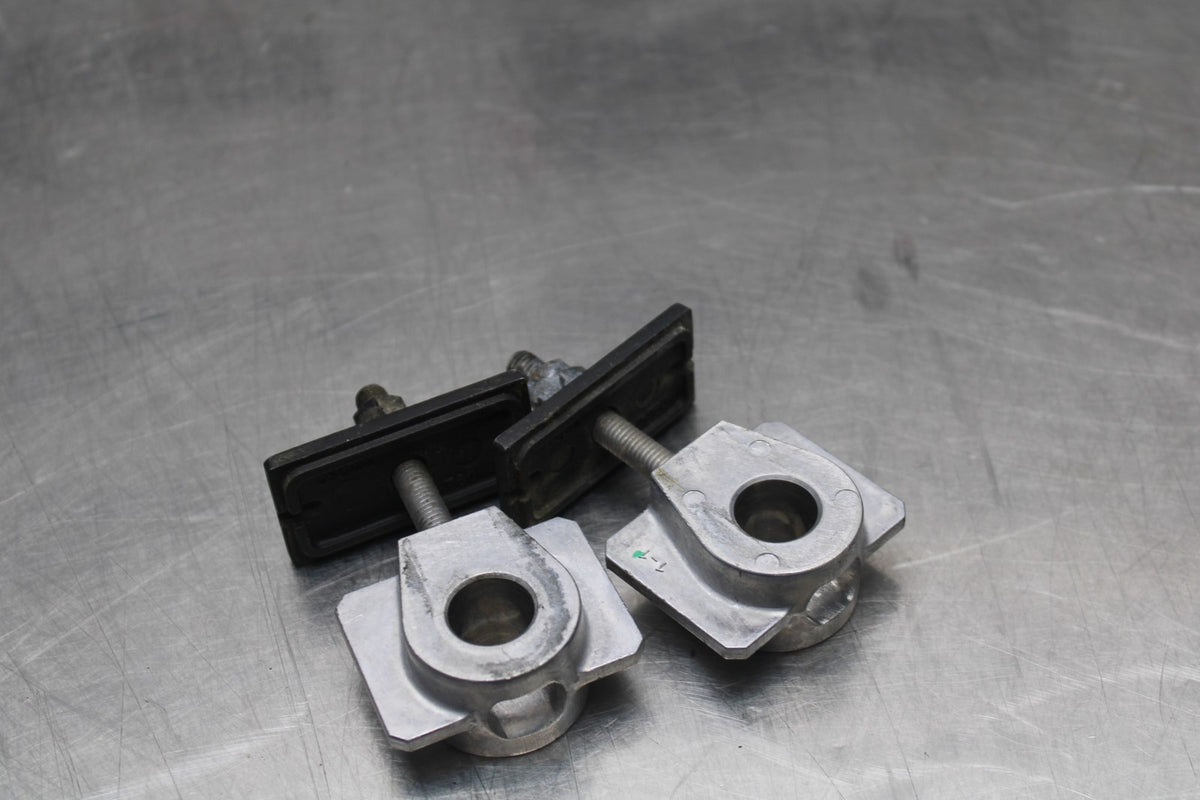 18-23 KAWASAKI NINJA 400 EX400 ABS CHAIN TENSIONER ADJUSTMENT BRACKETS BB795