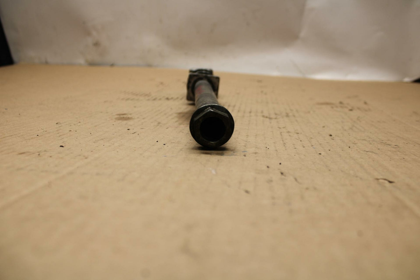 96-03 KAWASAKI NINJA ZX9R REAR AXLE BACK WHEEL RIM PIVOT BOLT AXEL BB01