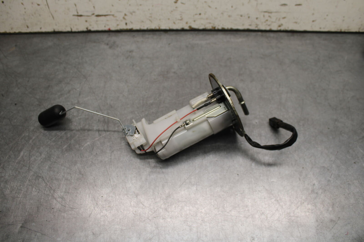 16-17 KAWASAKI VULCAN S 650 EN650 ABS FUEL GAS PUMP BB731