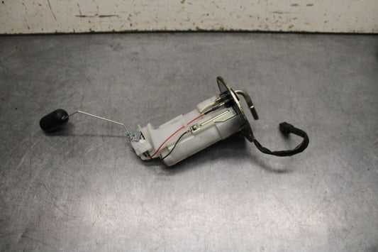 16-17 KAWASAKI VULCAN S 650 EN650 ABS FUEL GAS PUMP BB731