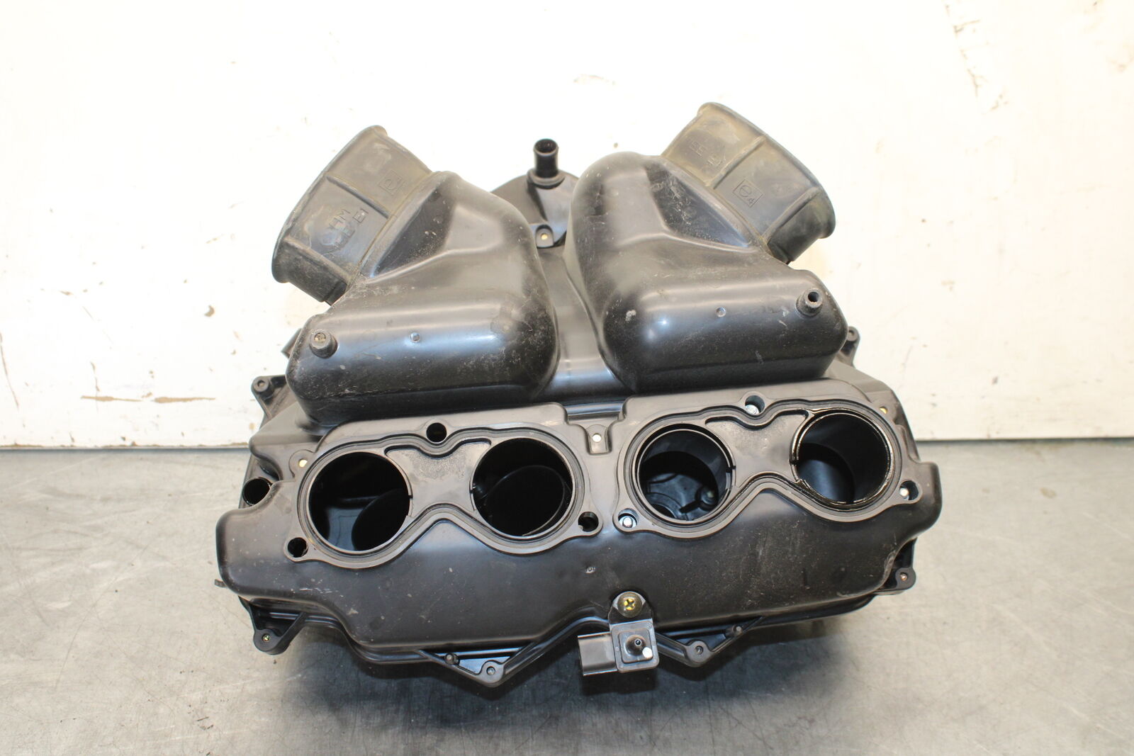 05-06 HONDA CBR600RR AIRBOX AIR INTAKE FILTER BOX  BB655