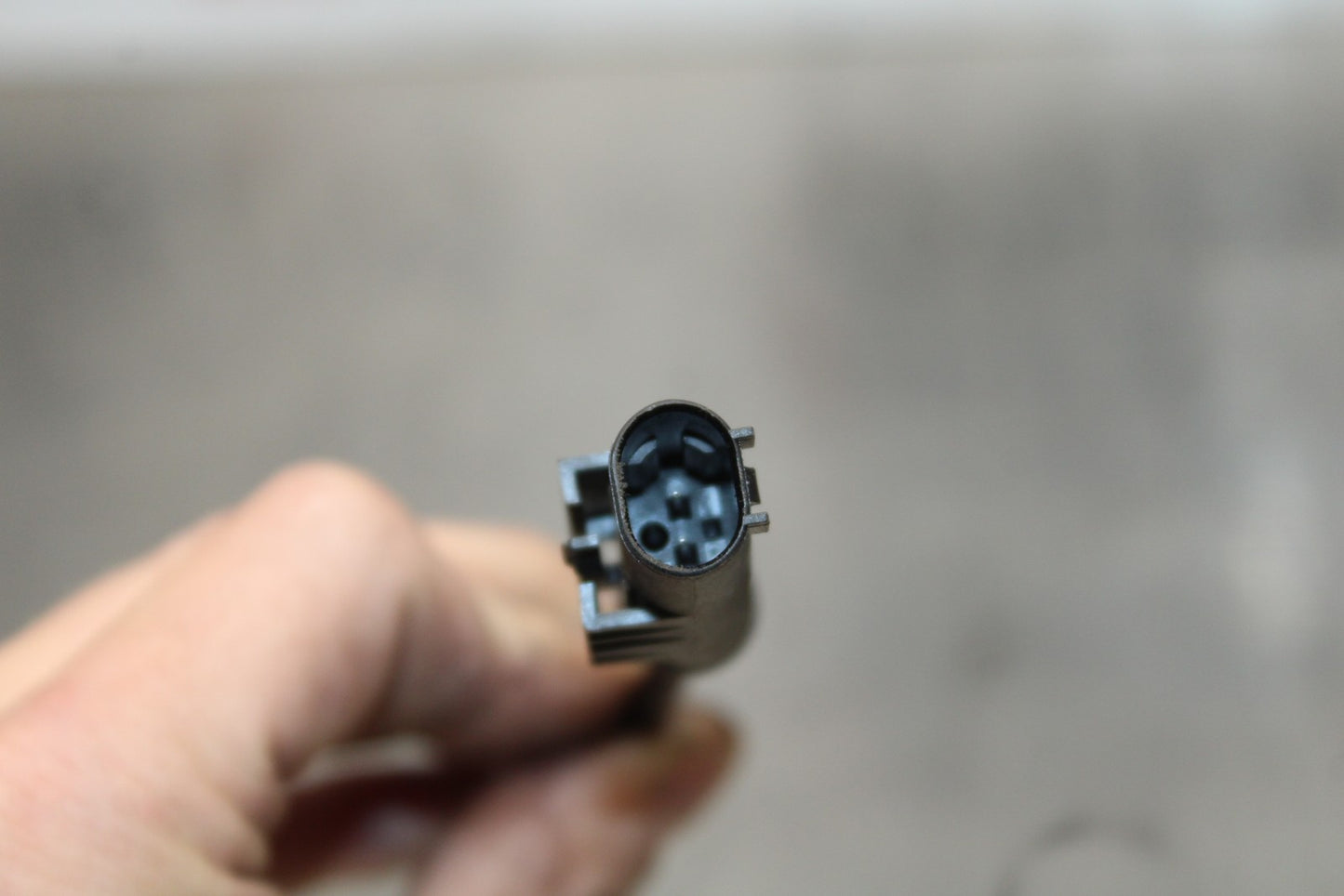 21-23 KAWASAKI NINJA ZX6R FRONT ABS BRAKE SENSOR BB179