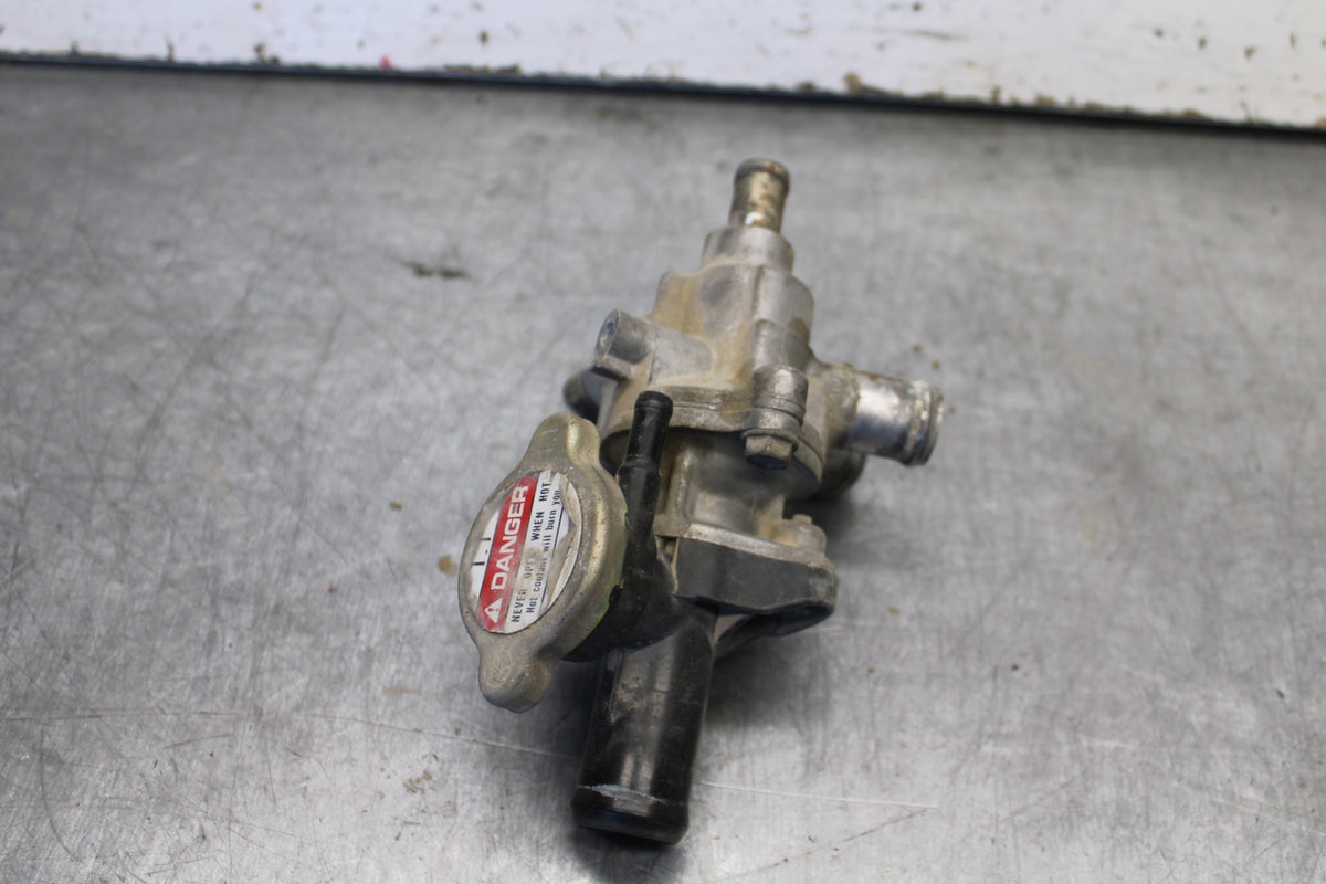 02-04 HONDA VTX1800S THERMOSTAT W HOUSING ASSEMBLY BB712