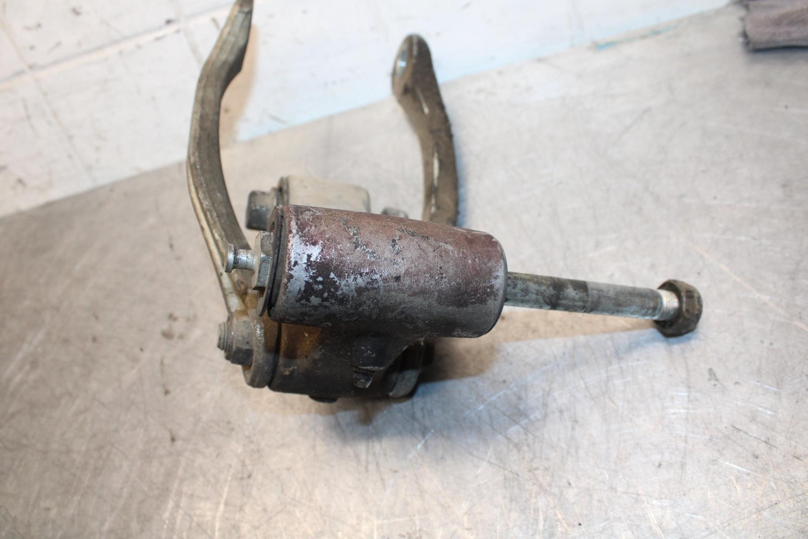 00-01 KAWASAKI ZZR600 REAR DOGBONE SHOCK LINKAGE LINK BB31