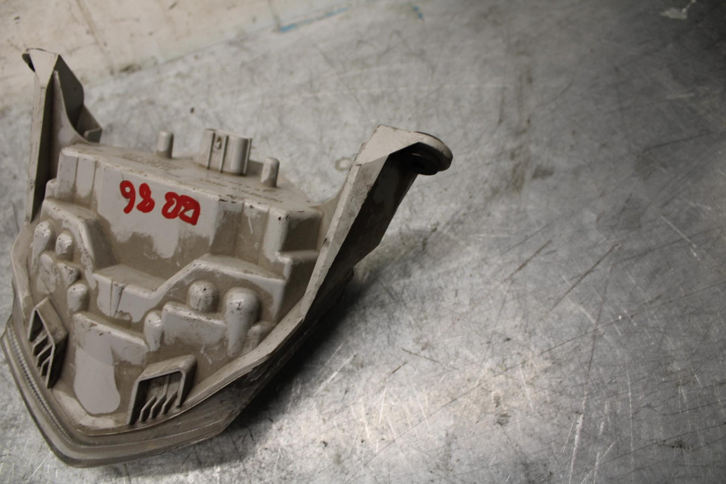 2009 Kawasaki Ninja ZX6R REAR TAIL TAILLIGHT BACK BRAKE LIGHT 23025-0059  BB44