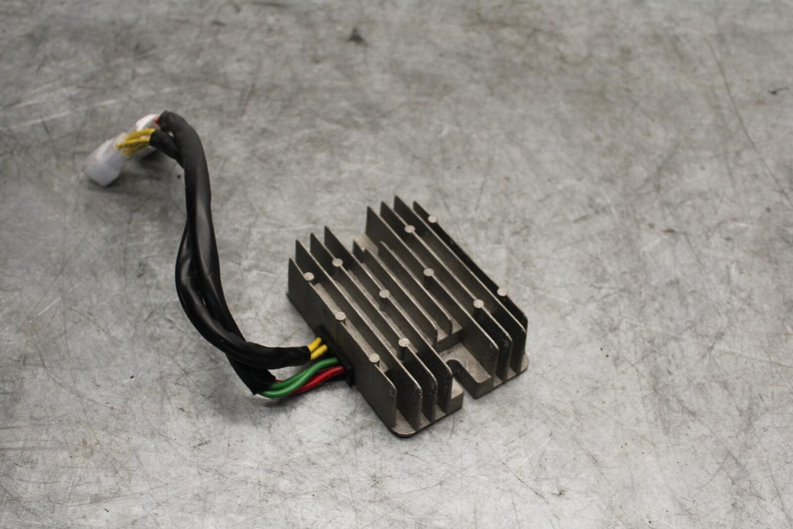 06-07 SUZUKI GSXR750 RECTIFIER VOLTAGE REGULATOR 32800-21H00  BB543