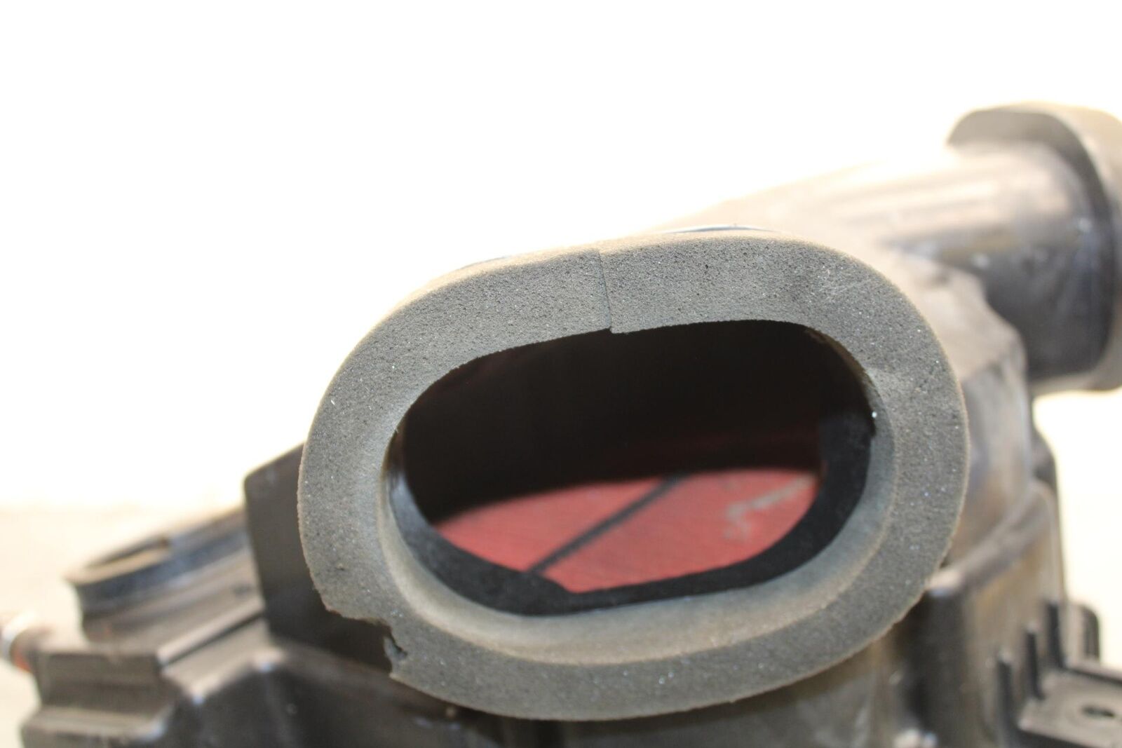 06-07 SUZUKI GSXR600 AIRBOX AIR INTAKE FILTER BOX FILTER BB543