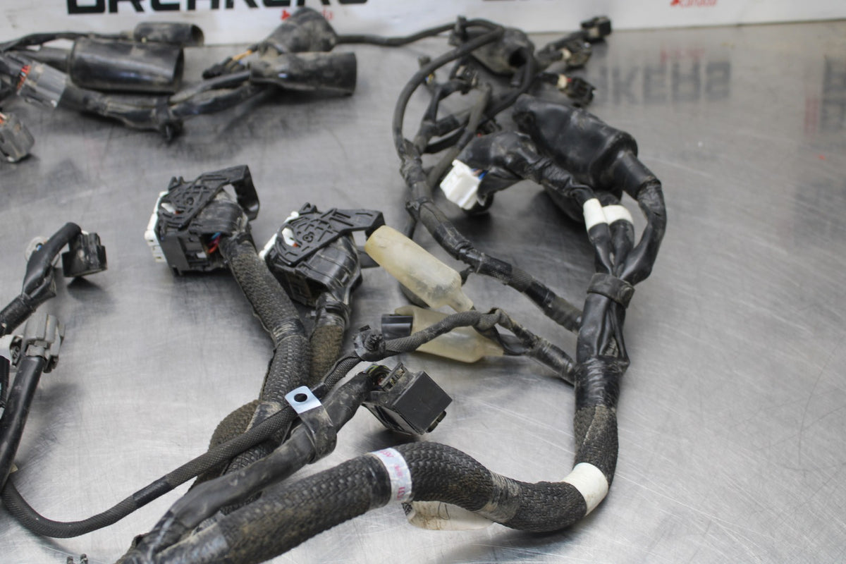 23-26 KAWASAKI NINJA ZX4RR MAIN ENGINE WIRING HARNESS MOTOR WIRE LOOM BB872