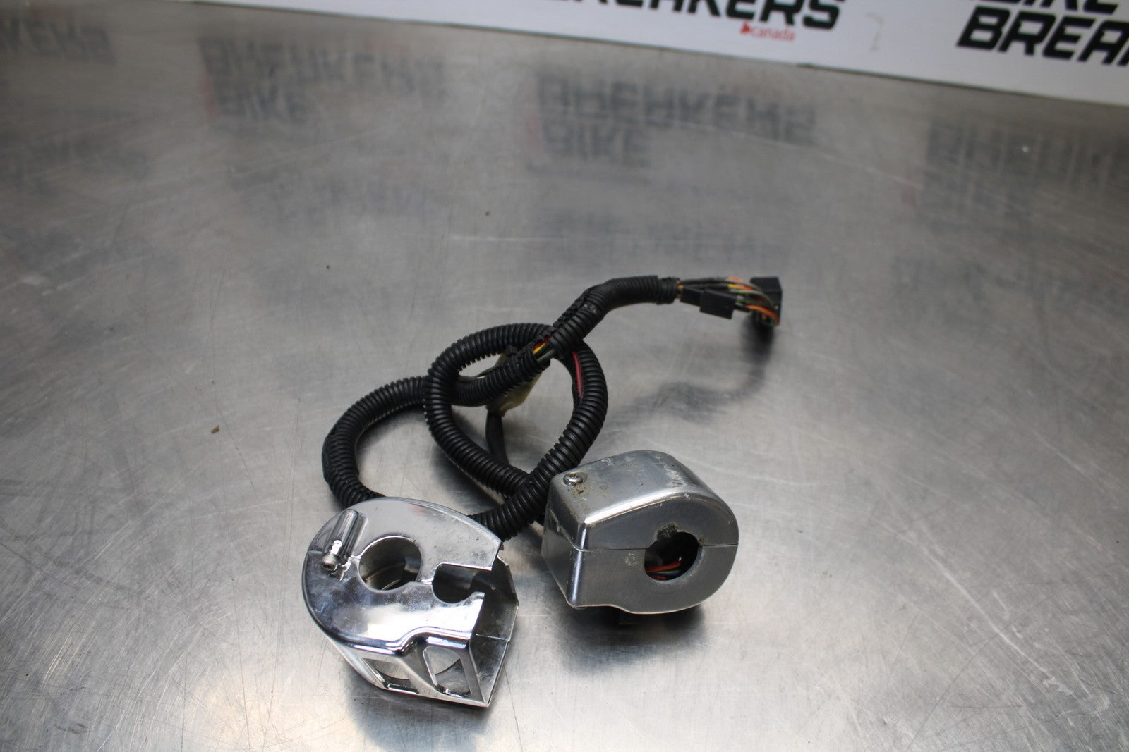 03-08 KAWASAKI VULCAN 1600 LEFT CLIP ON HANDLE HORN SIGNALS SWITCH BB196