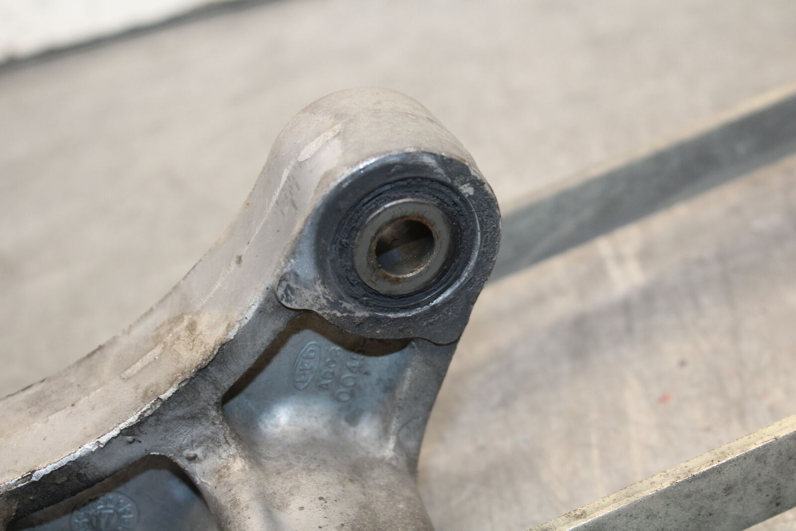 13-18 KAWASAKI NINJA ZX6R REAR DOGBONE SHOCK LINKAGE 39007-0045 39111-0316 BB666