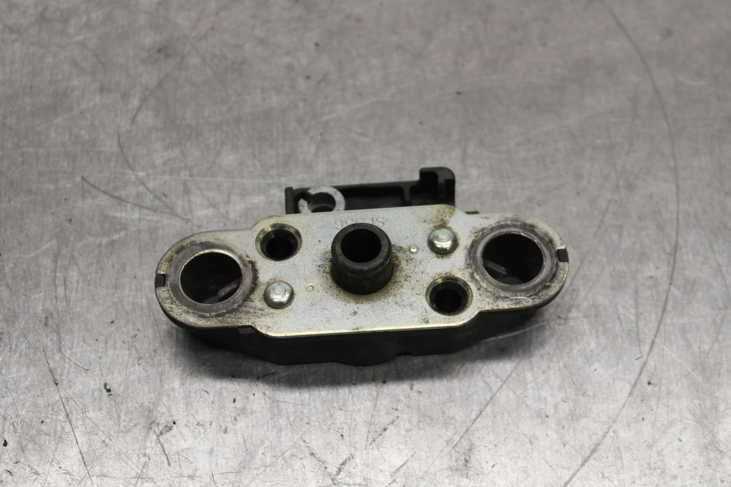 12-13 KAWASAKI Z1000 REAR PASSENGER SEAT LATCH LOCK ASSEMBLY BB743