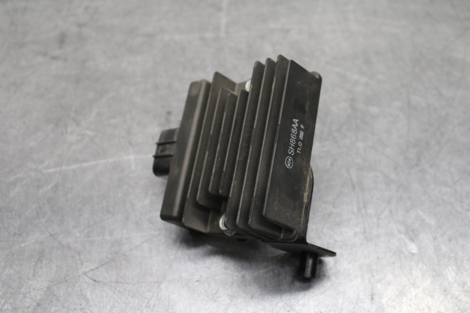 18-24 KAWASAKI NINJA 650 RECTIFIER VOLTAGE REGULATOR BB725