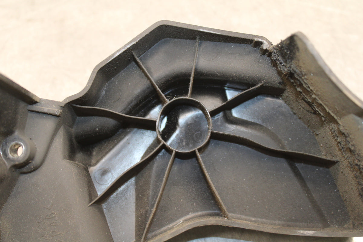 07-08 YAMAHA YZF R1 ENGINE SPROCKET COVER BB724