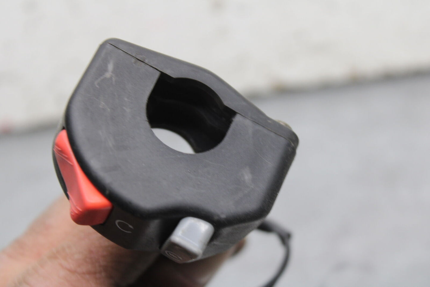 06 YAMAHA YZF R6 RIGHT CLIP ON HANDLE KILL OFF START SWITCH SWITCHES BB716
