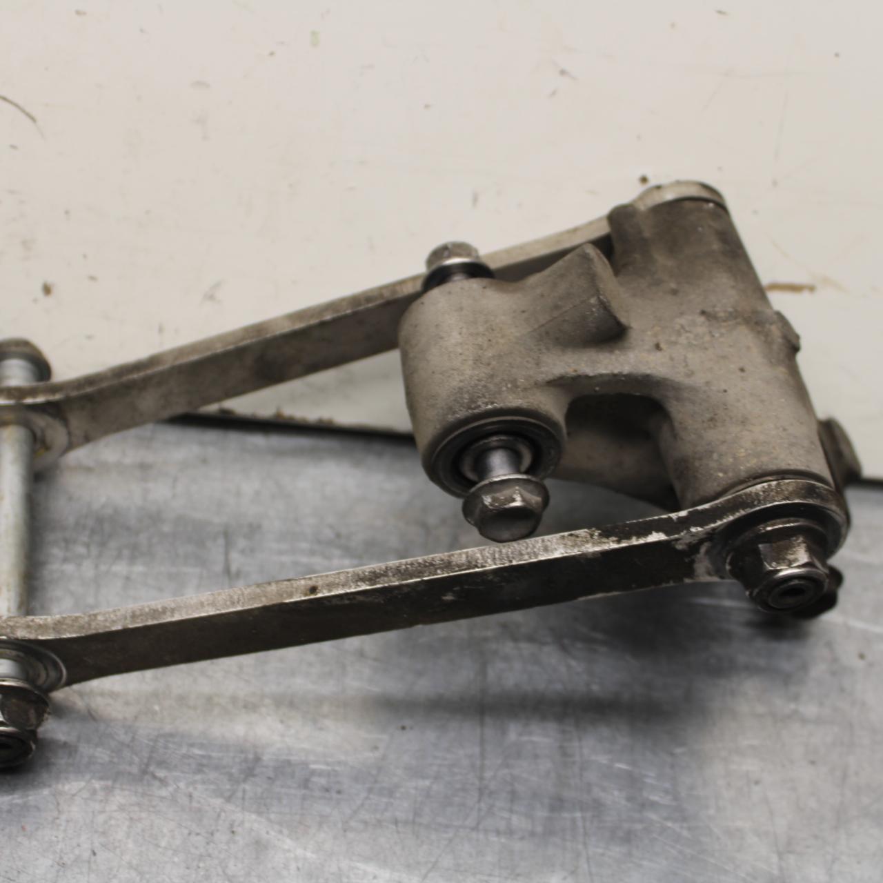 09-12 KAWASAKI NINJA ZX6R REAR DOGBONE SHOCK LINKAGE LINK BB617