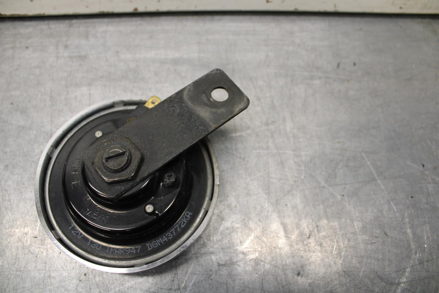 01-02 HONDA SHADOW SPIRIT 750 HORN SIGNAL BB632