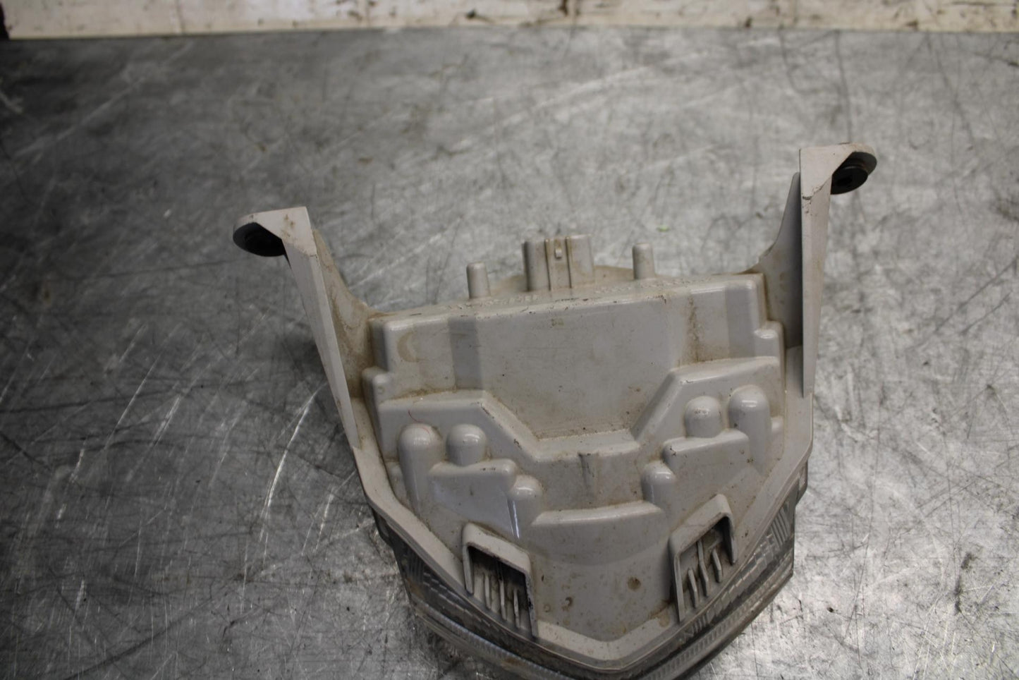 2012 Kawasaki Ninja ZX6R  REAR TAIL TAILLIGHT BACK BRAKE LIGHT 23025-0059  BB529