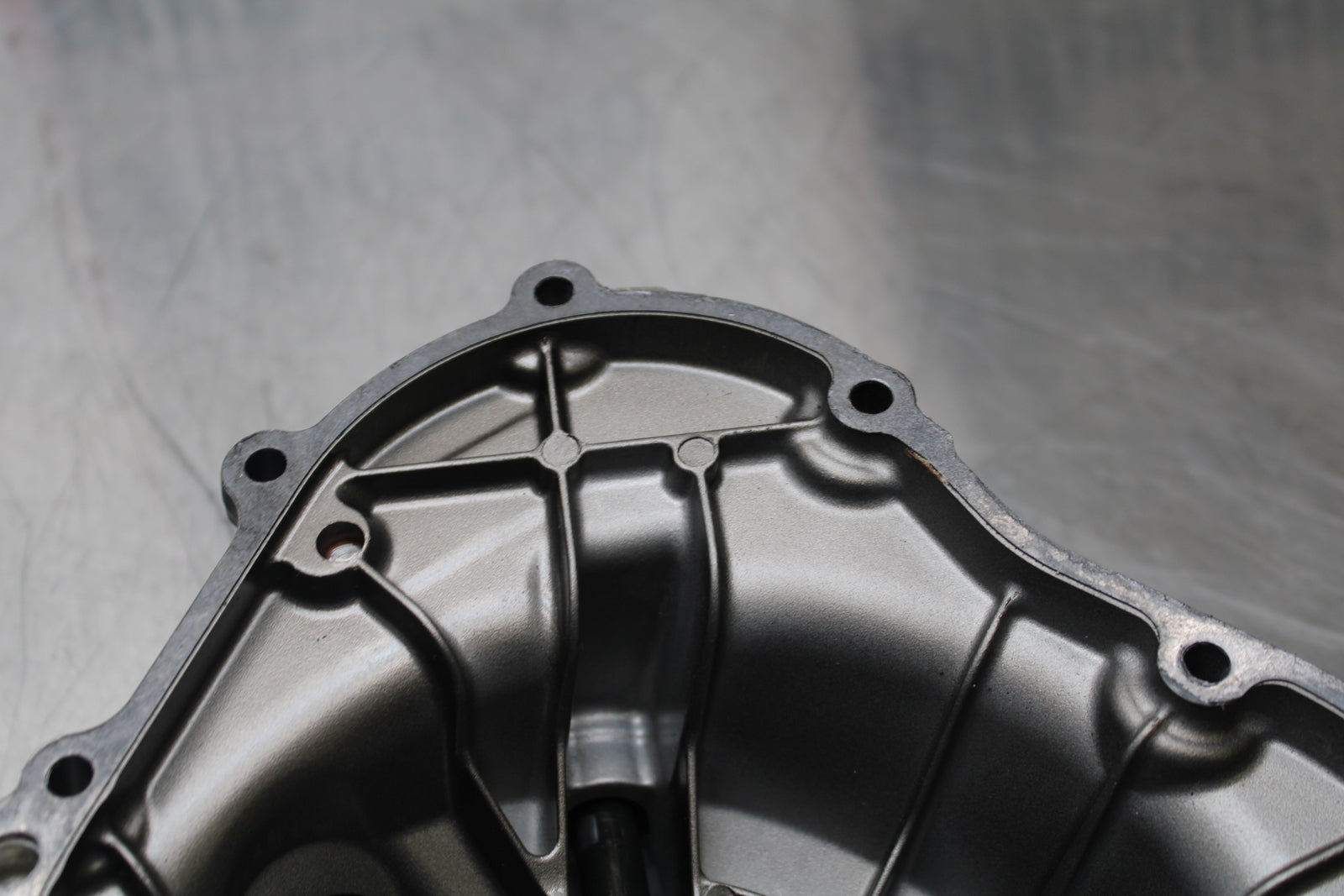 13-18 KAWASAKI NINJA ZX6R CLUTCH SIDE ENGINE MOTOR COVER BB143