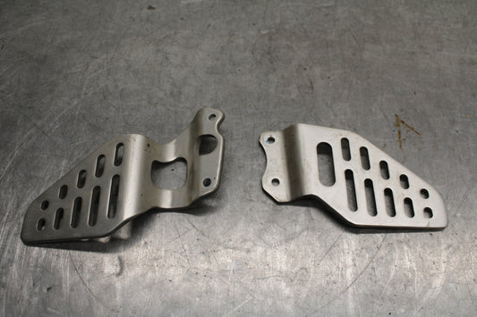 08-09 YAMAHA YZF R6S REARSET REAR SET HEEL GUARD COVER SET BB115