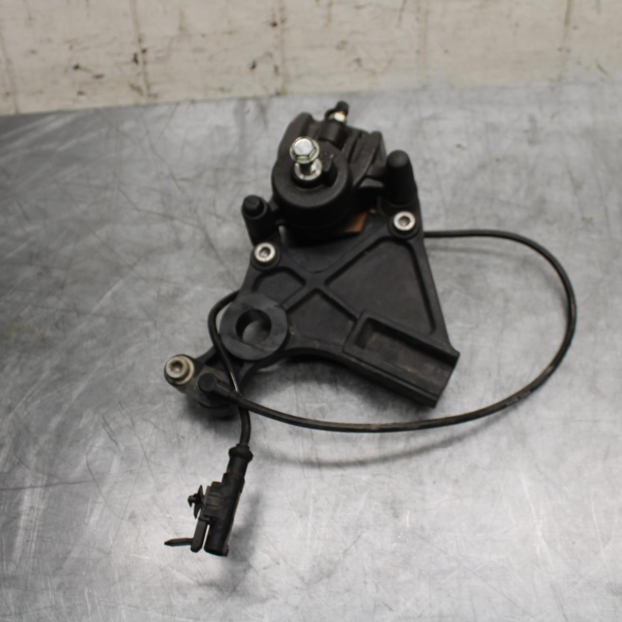 15-17 KAWASAKI EX 650 NINJA  EX 650 ABS REAR BRAKE CALIPER W MOUNT BRACKET BB494