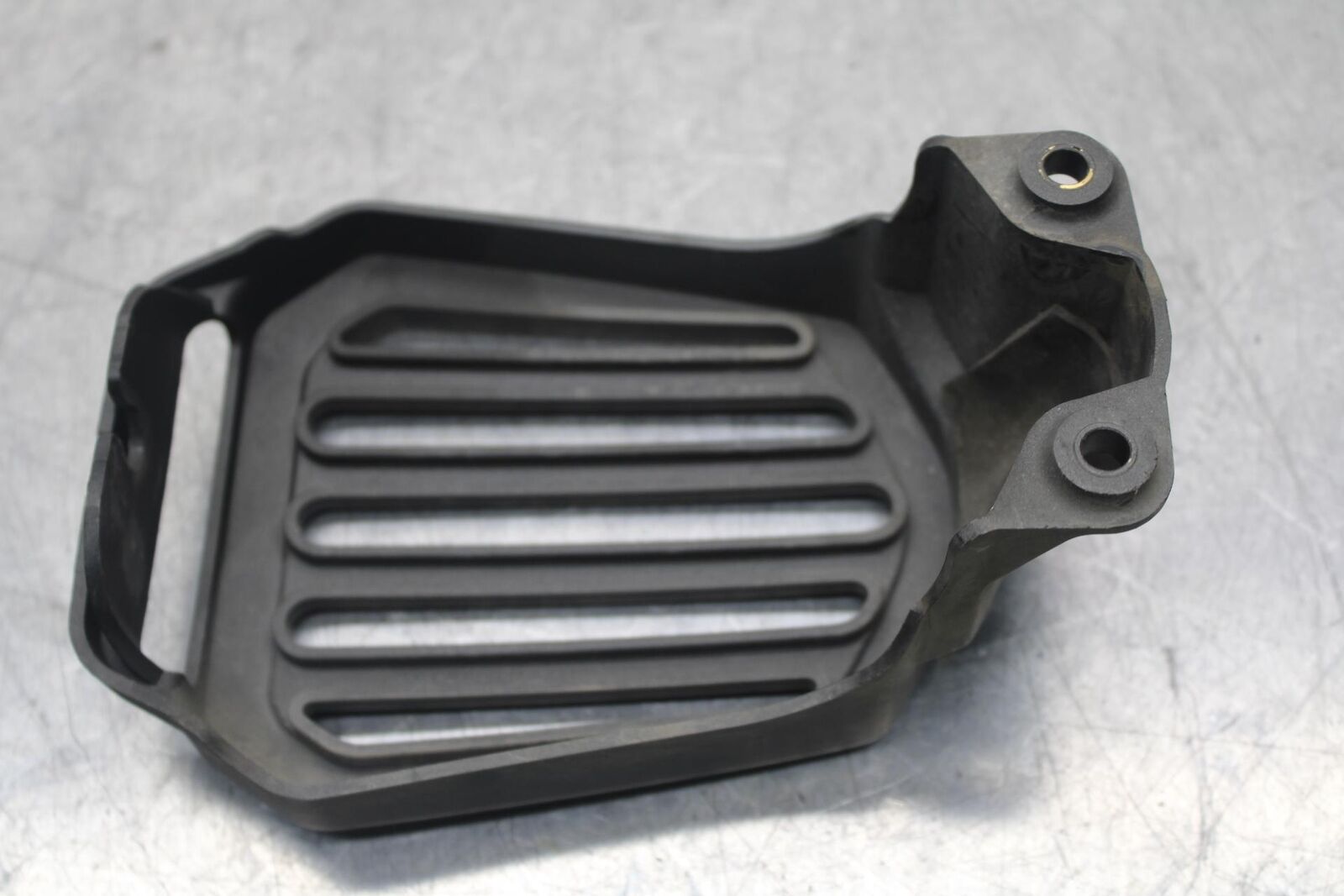 2007 Yamaha V Star 1300 XVS1300A VOLTAGE RECTIFIER COVER BB78