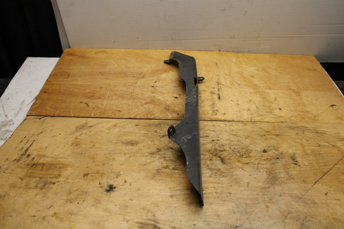 99-00 YAMAHA YZF R6 REAR BACK DRIVE CHAIN GUARD COVER SHIELD  BB327