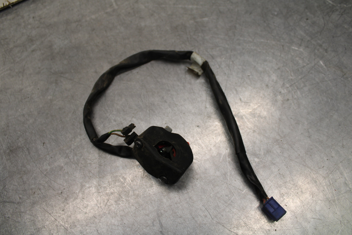 07-08 YAMAHA YZF R1 RIGHT CLIP ON HANDLE KILL OFF START SWITCH SWITCHES BB724
