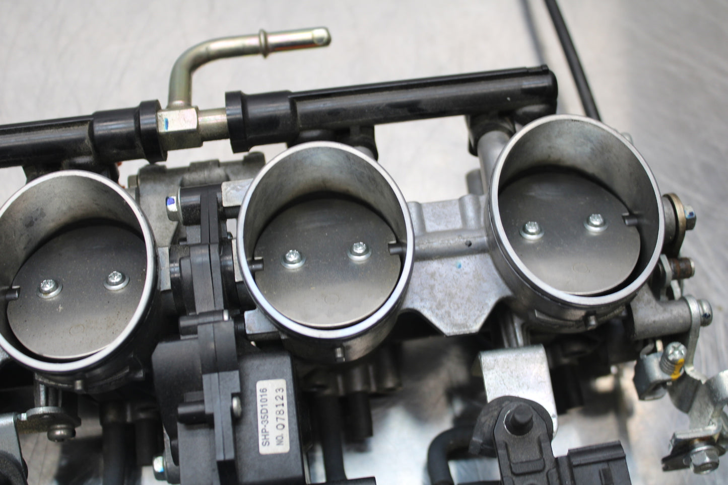 13-17 KAWASAKI NINJA ZX6R ZX636 ABS MAIN FUEL INJECTORS / THROTTLE BODIES BB143