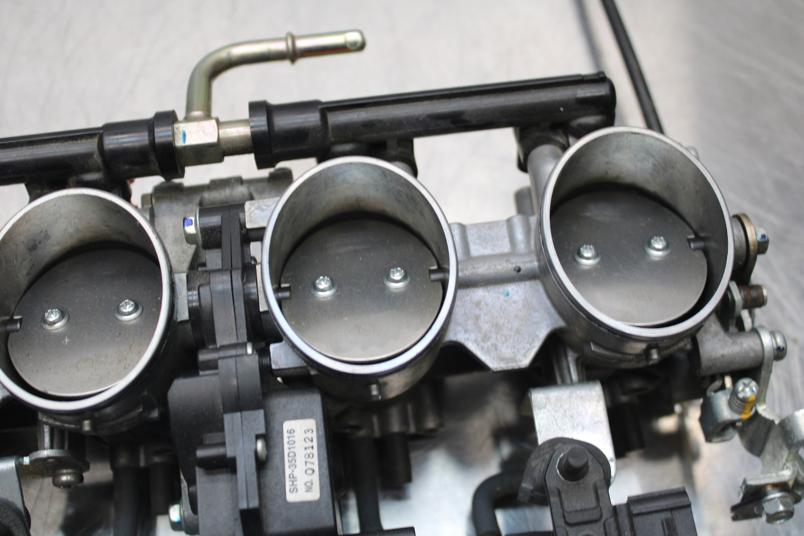 13-17 KAWASAKI NINJA ZX6R ZX636 ABS MAIN FUEL INJECTORS / THROTTLE BODIES BB143