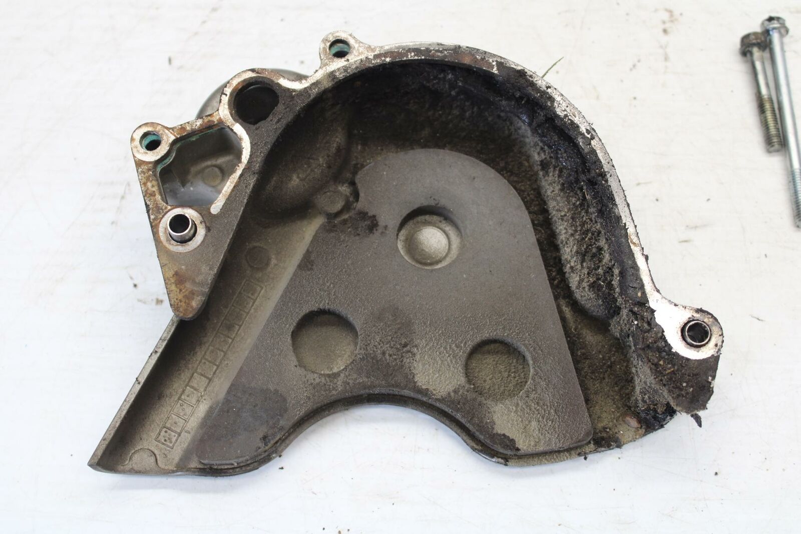 04-05 HONDA CBR1000RR ENGINE SPROCKET COVER BB285
