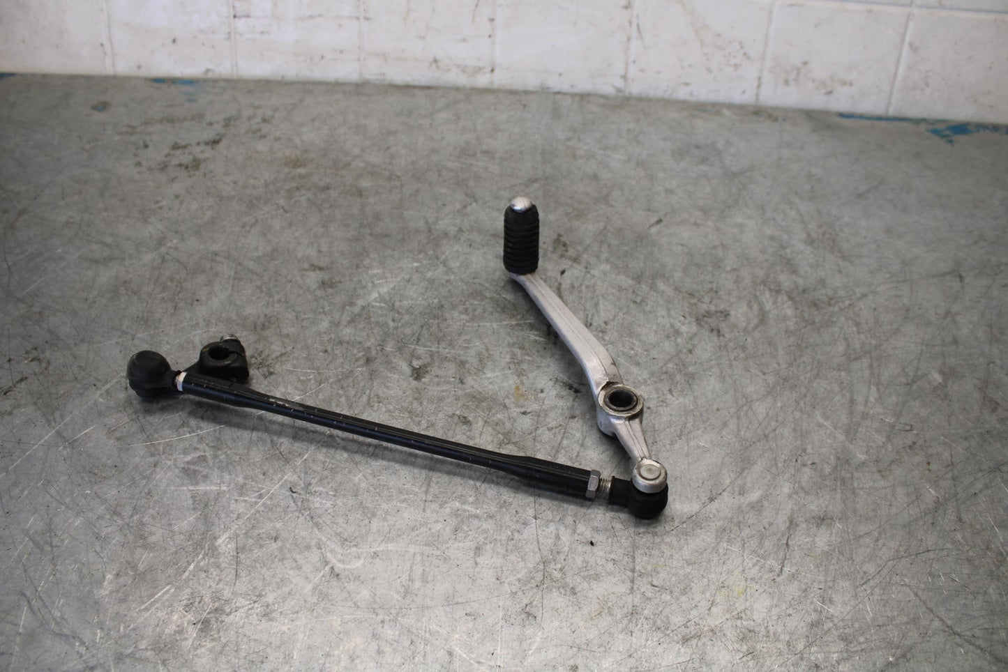 08-16 YAMAHA YZF R6 SHIFTER LINKAGE SHIFT LINK PEDAL BB431