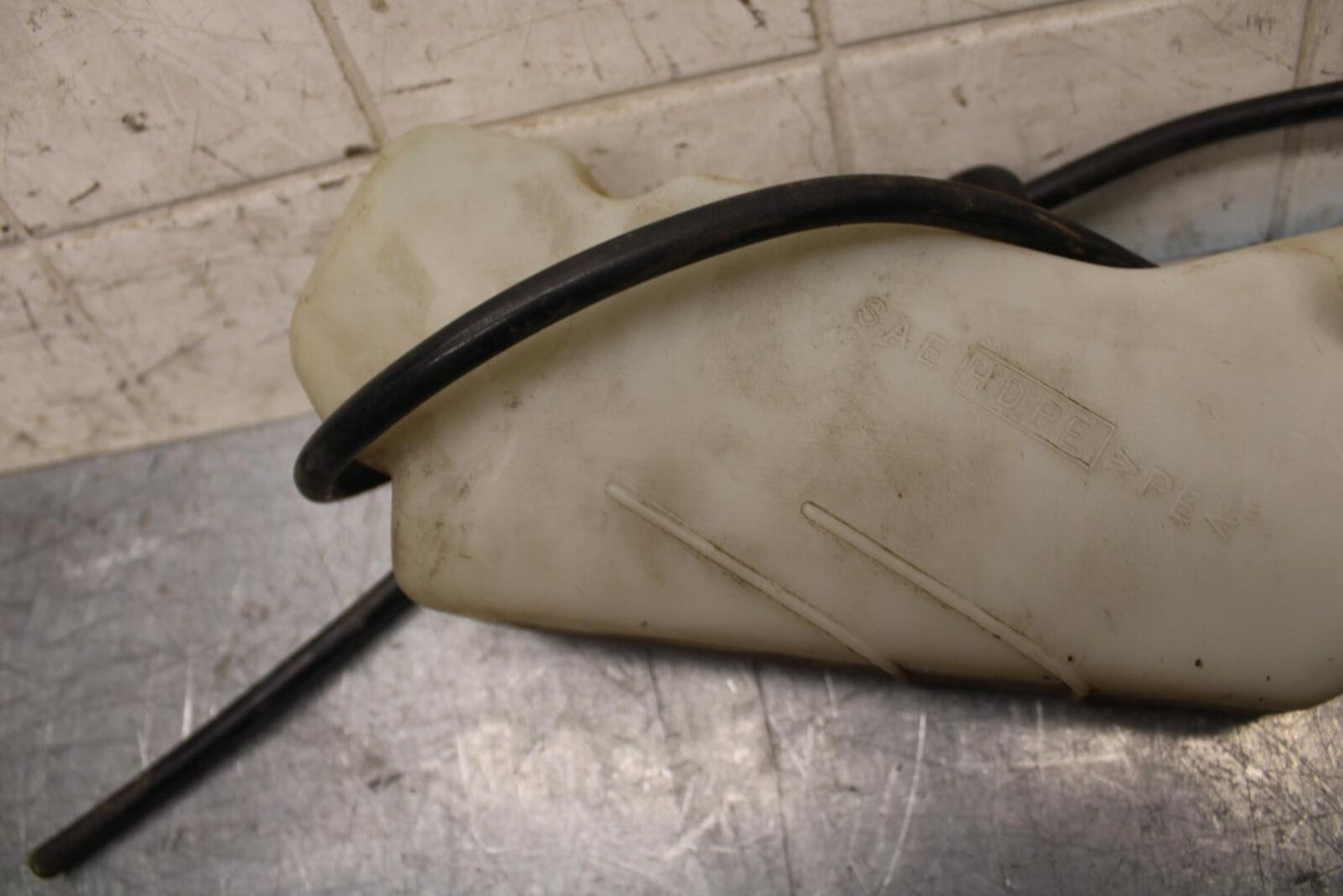 1993 Suzuki GSXR1100W COOLANT WATER TANK RESERVOIR BOTTLE BB46