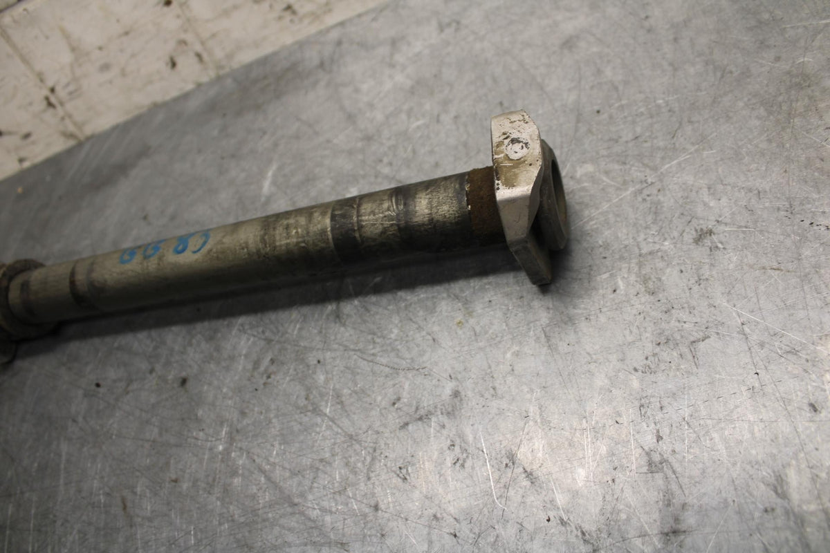 2006 Suzuki GSXR750 REAR AXLE BACK WHEEL RIM PIVOT BOLT AXEL 64711-49G10 BB40